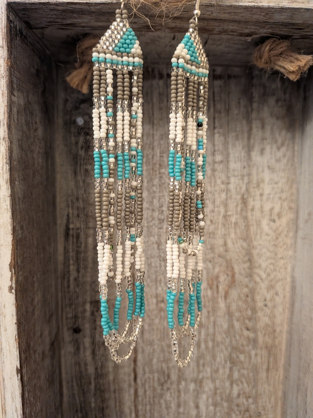NEW Gorgeous Handcrafted Beaded Earrings